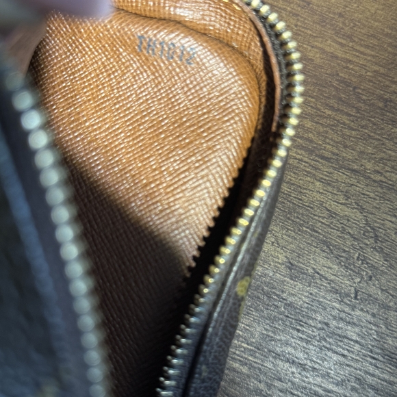 Louis Vuitton Brown Monogram Crossbody Bag - Picture 8 of 9